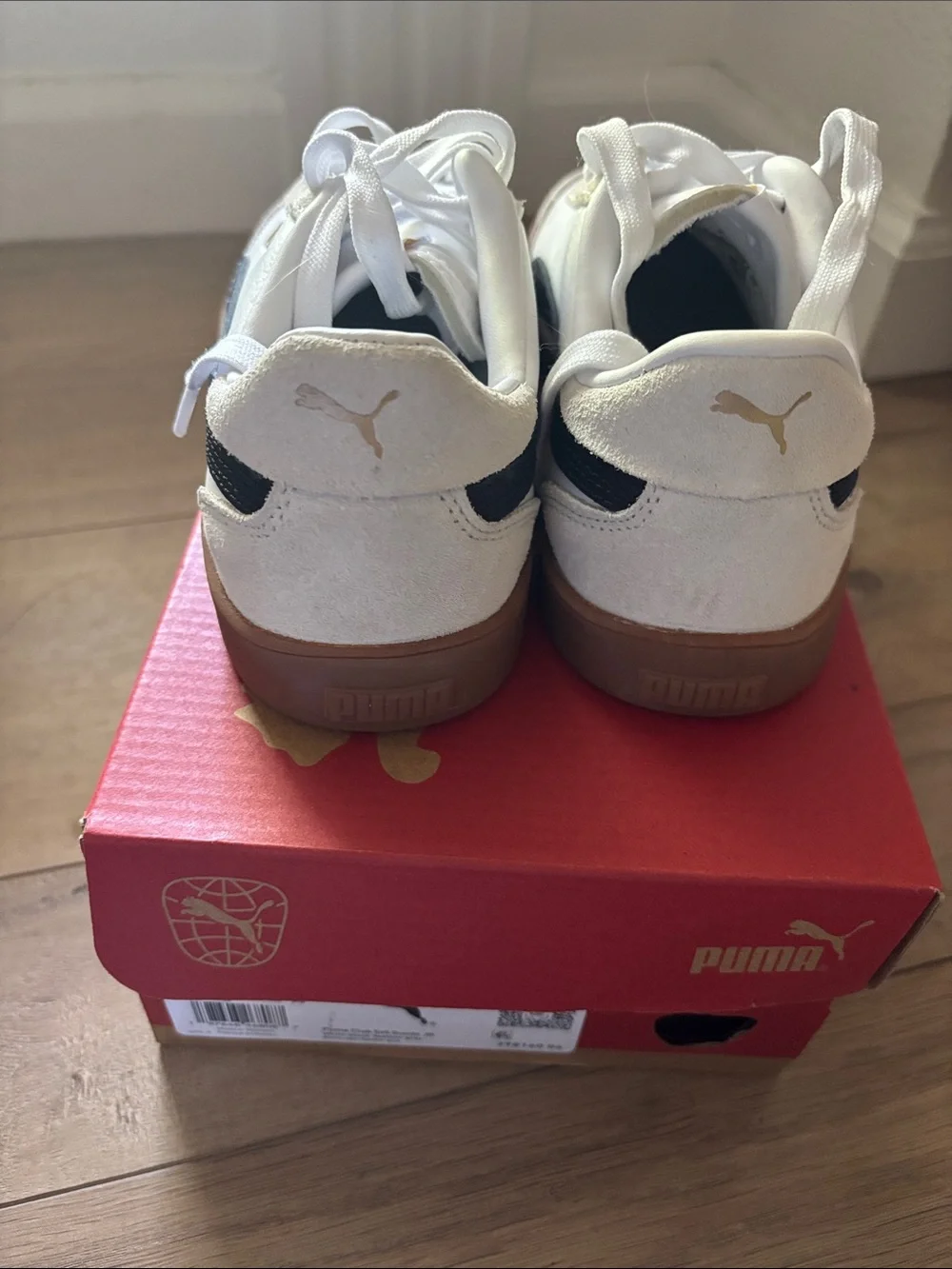 Puma White Sneakers with Gum Soles and Black Stripe